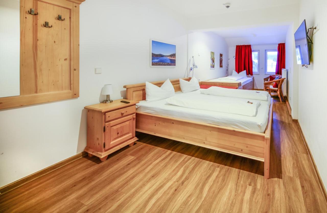 Hotel Lafette Hinterzarten Esterno foto