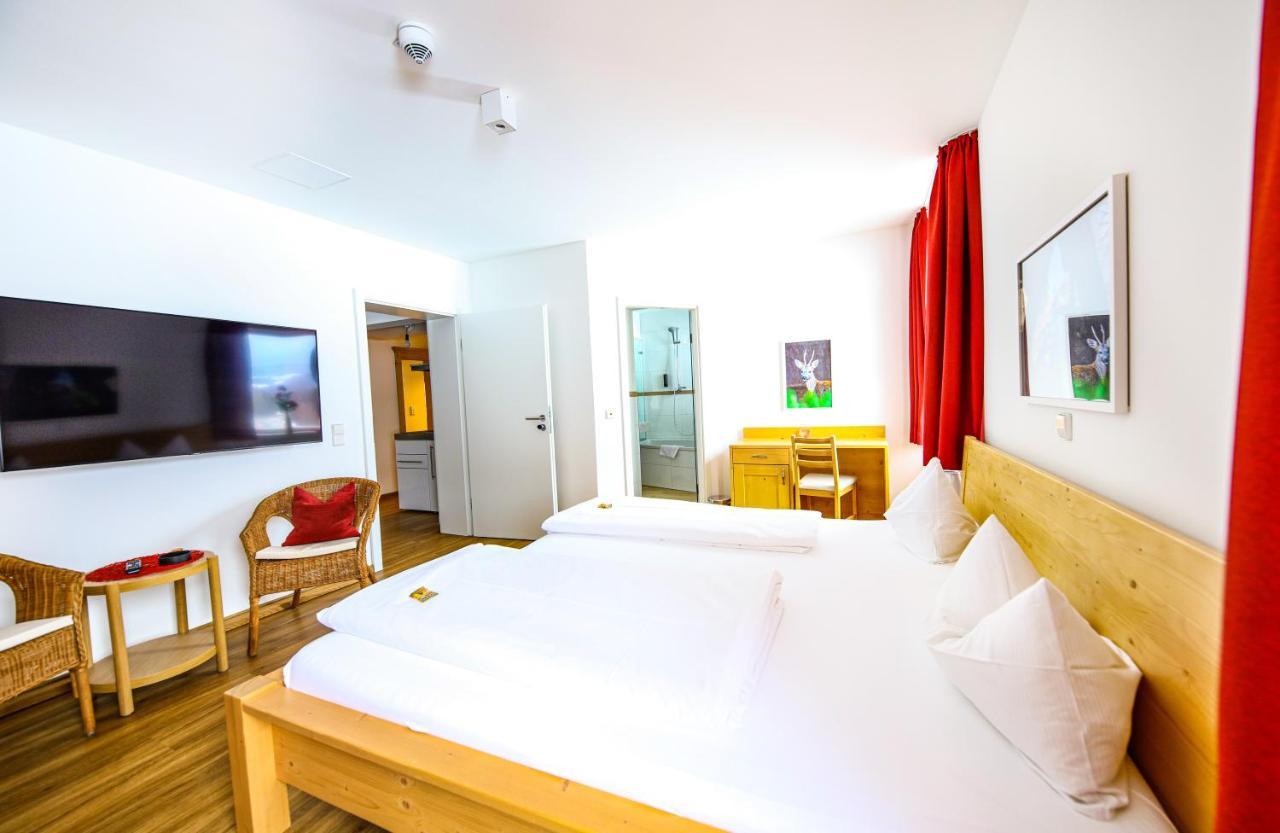 Hotel Lafette Hinterzarten Esterno foto